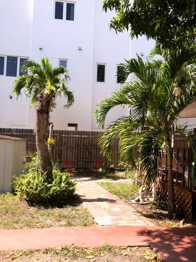 Cozy Room In The Heart Of Little Havana マイアミ エクステリア 写真