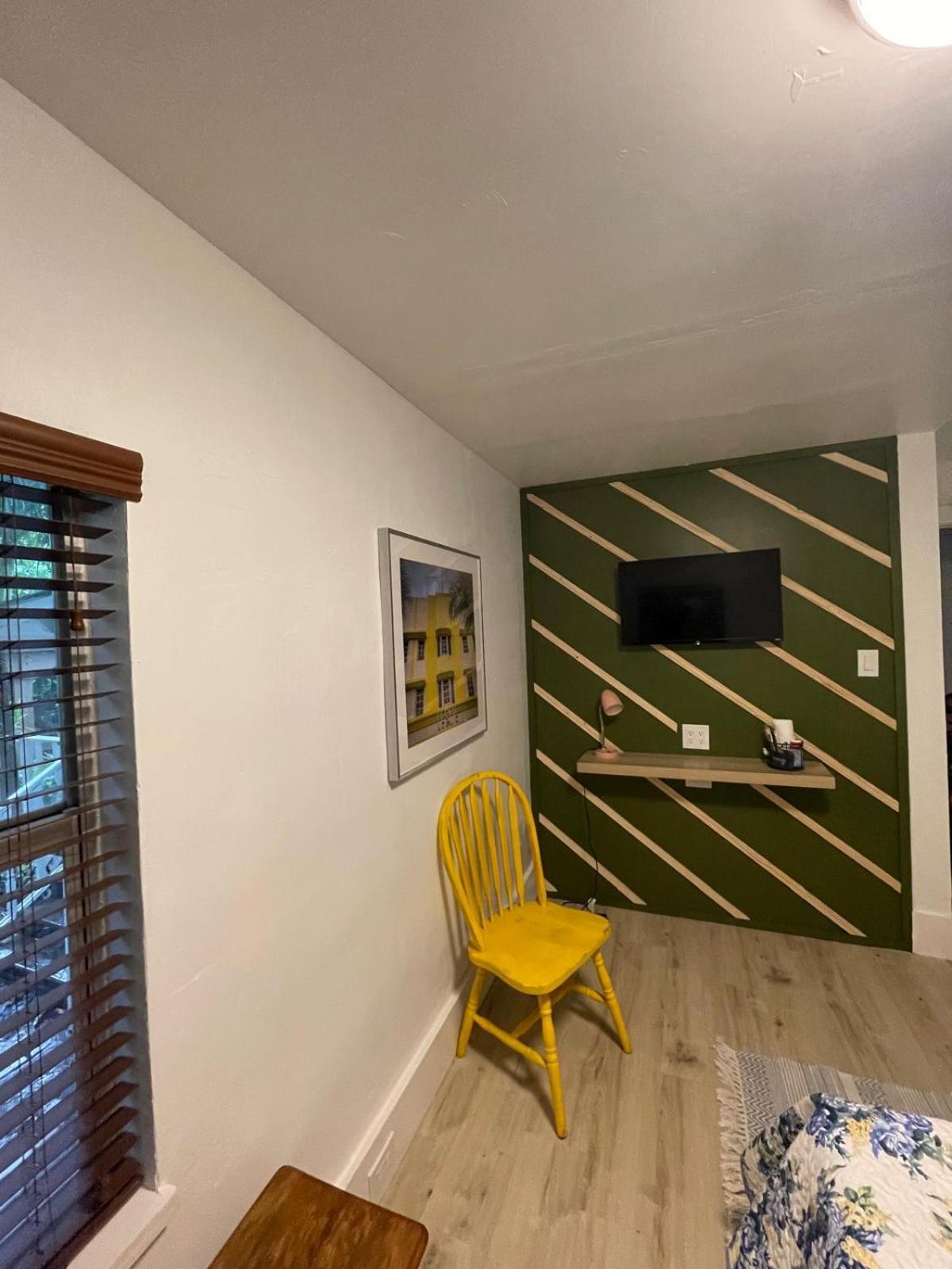 Cozy Room In The Heart Of Little Havana マイアミ エクステリア 写真